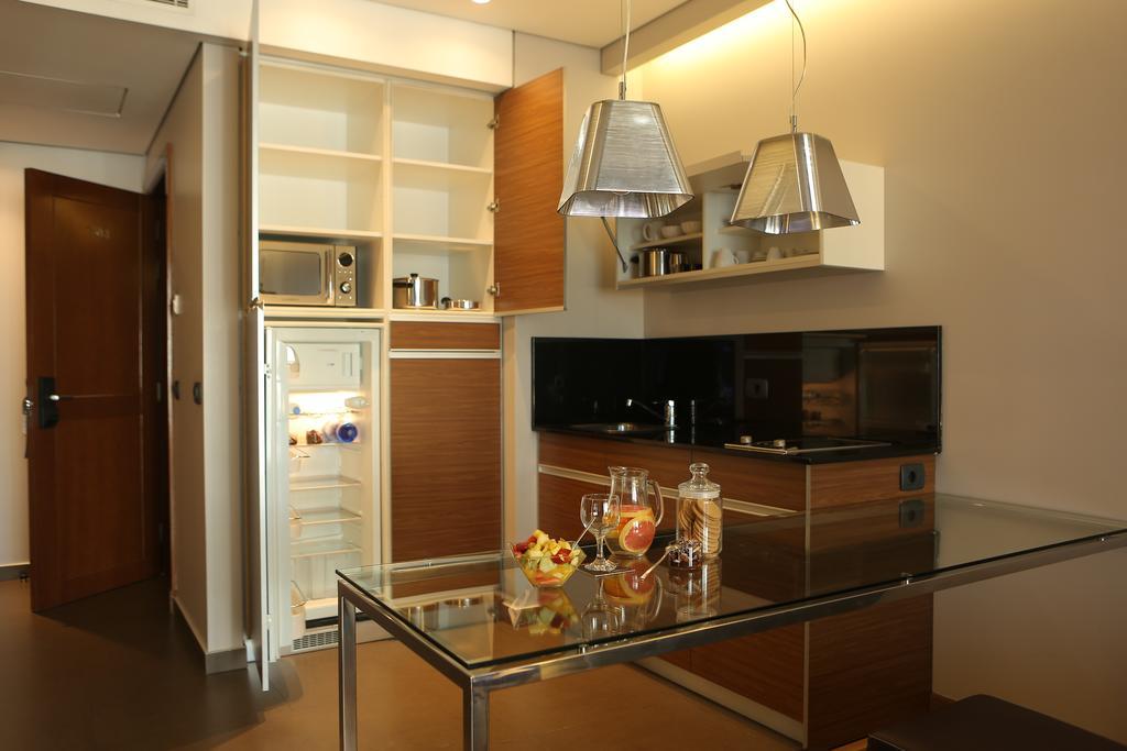 Parktower Suites Beirut Exterior foto